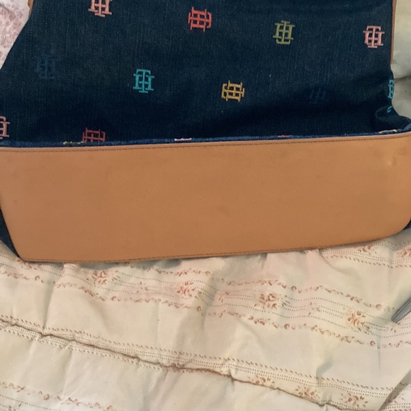 Tommy Jean Purse - Picture 7 of 7